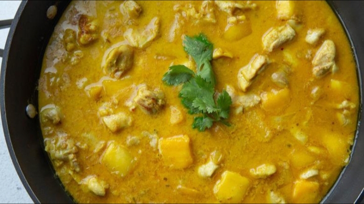 ಮ್ಯಾಂಗೋ ಚಿಲ್ಲಿ ಚಿಕನ್