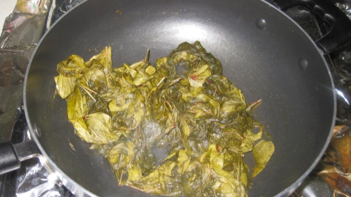 ಗೋಂಗೂರ ಚಿಕನ್ ರೆಸಿಪಿ | Gongura Chicken Recipe in Kannada 3 ಗೋಂಗೂರ ಚಿಕನ್